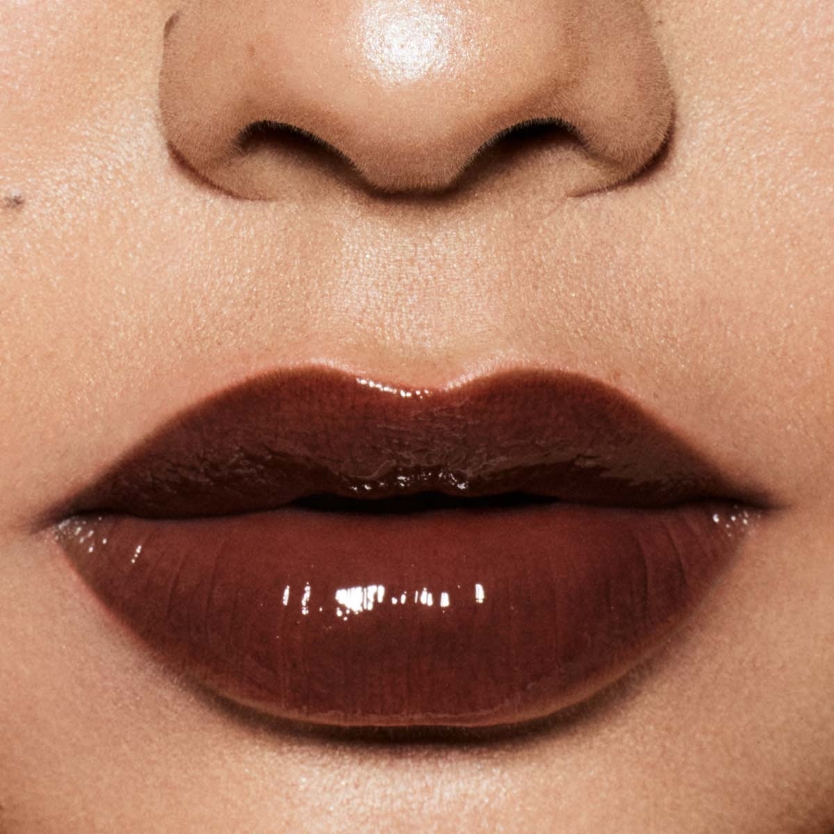 GLOSS BOMB STIX (BARRA DE LABIOS DE BRILLO INTENSO)